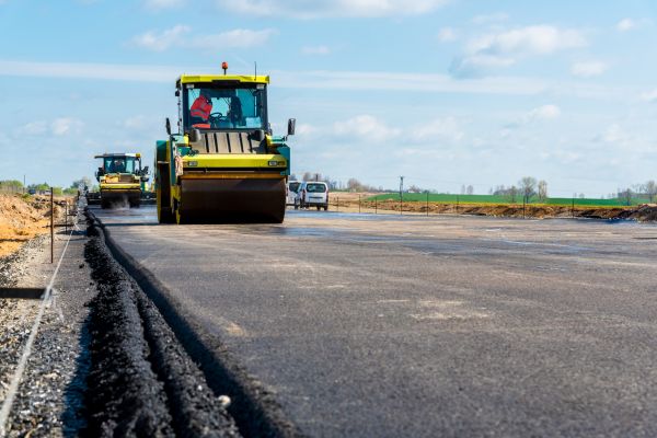 Asphalt Overlay Installation in Rogers